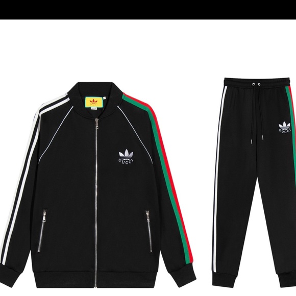 TRACKSUIT - NEW - SZ M โฅ๏ธ๐ - Picture 3 of 16